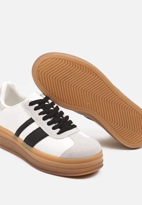 Biało-Czarne Sneakersy na Płaskiej Podeszwie z Ozdobnymi Paskami Velali