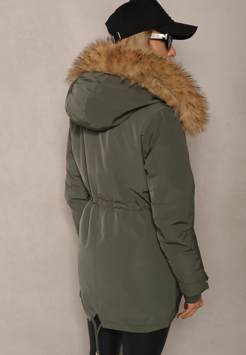Ciemnozielona Kurtka Parka Mocno Ocieplana z Futerkiem przy Kapturze z Możliwością Odpięcia Sialthira