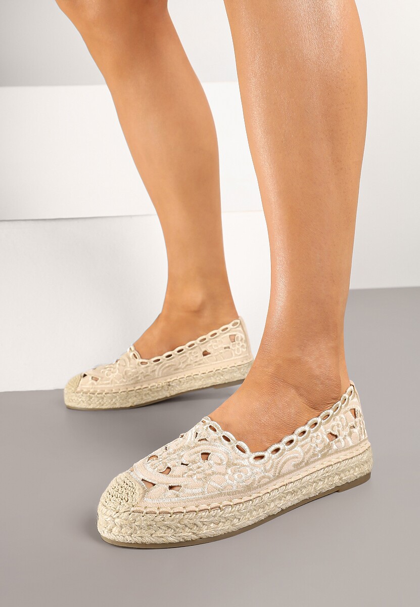 Beżowe Płaskie Espadryle z Ażurową Cholewką Elearwen