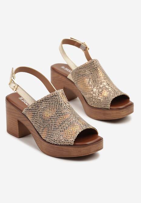 Złote Sandały na Słupku i Platformie Ozdobione Tłoczeniem Toliretta