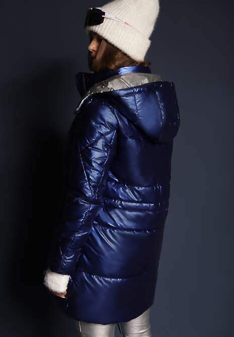 Niebieska Kurtka Iomania