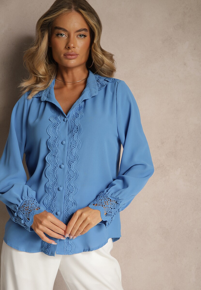 Jasnoniebieska Koszula z Ażurową Stójką i Bufiastym Rękawem Nito