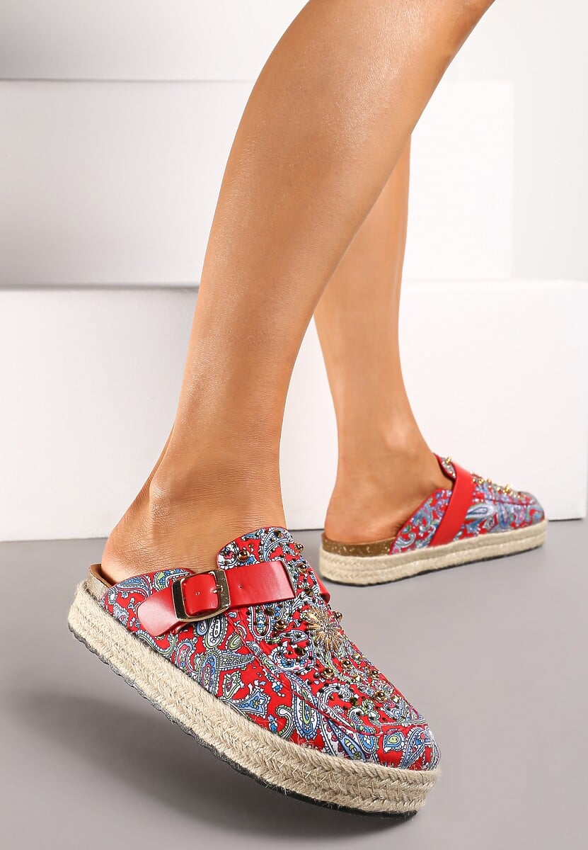 Zielone Klapki z Ekozamszu z Oryginalnym Wzorem i Klamrą Nirable