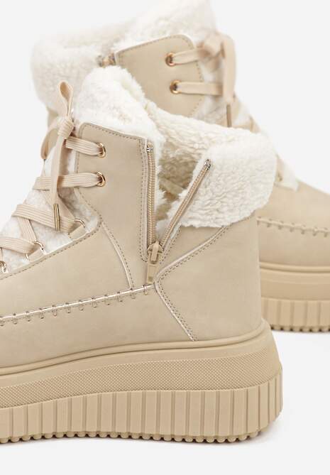 Ciemnobeżowe Śniegowce na Platformie z Tłoczeniem Ozdobione Przeszyciami i Futerkiem Ralassa