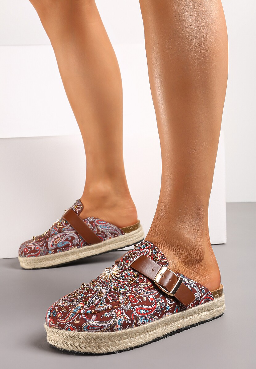 Zielone Klapki z Ekozamszu z Oryginalnym Wzorem i Klamrą Nirable