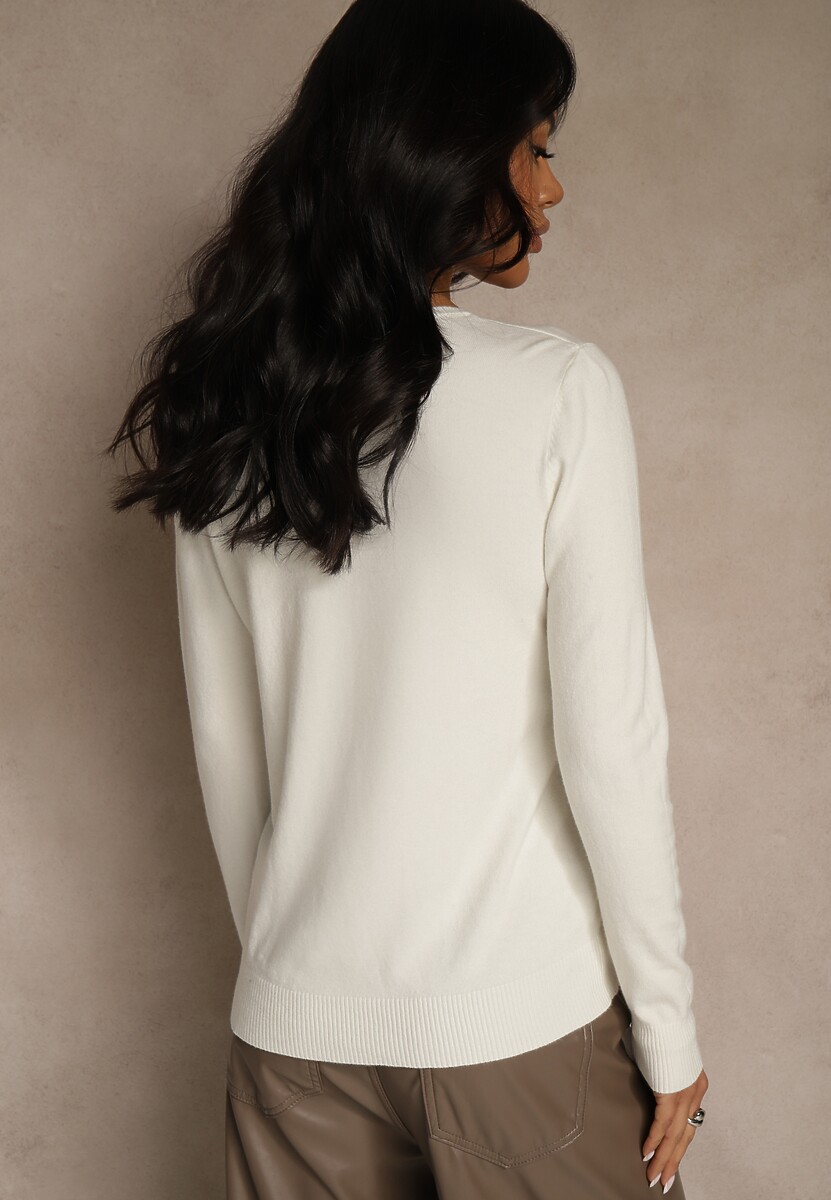 Biały Gładki Sweter w Minimalistycznym Stylu Tevra