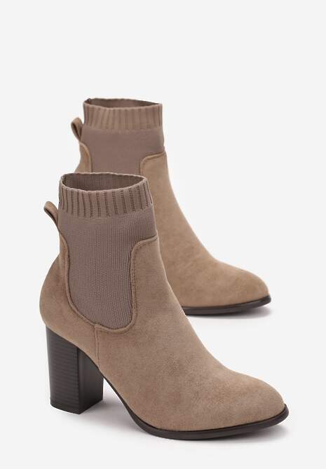 Ciemnobeżowe Botki na Słupku ze Skarpetkową Cholewką Alen