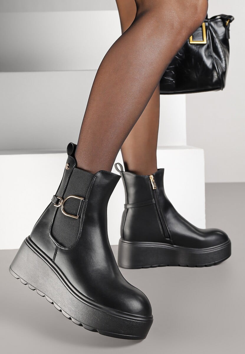 Czarne Botki Sztyblety Vices na Platformie Ozdobione Klamrami Falinnea
