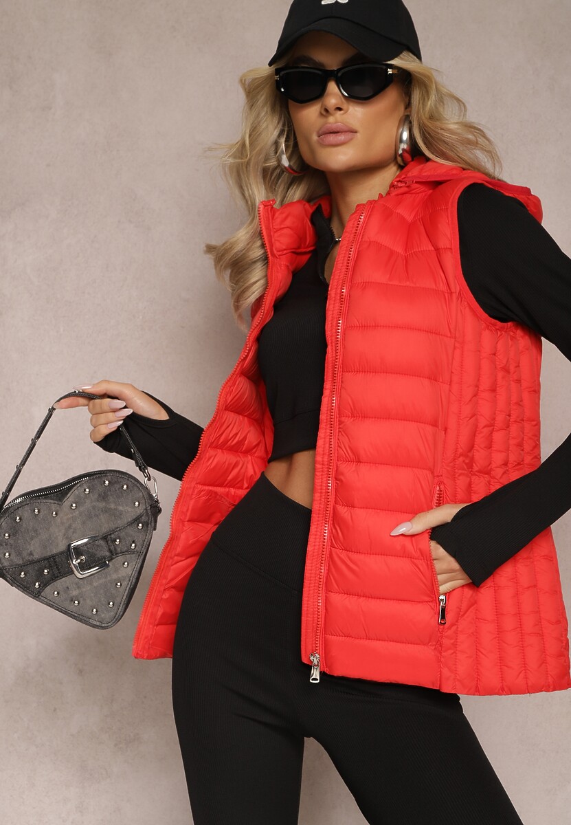 Czarna Kamizelka Pikowana z Kapturem Dominica