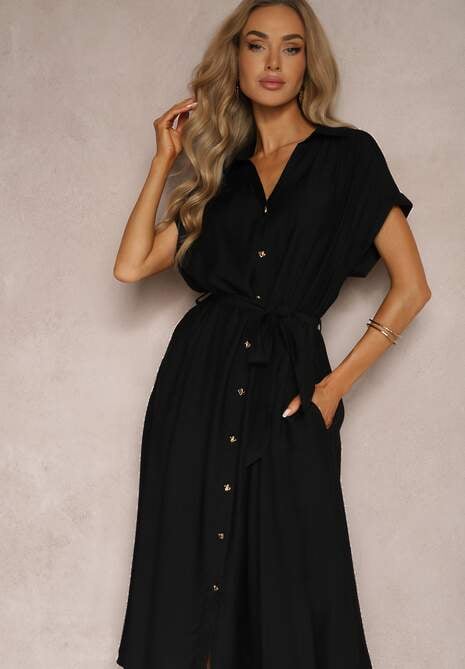 Czarna Rozkloszowana Sukienka o Koszulowym Kroju Ozdobiona Paskiem w Talii i Guzikami Rosofia