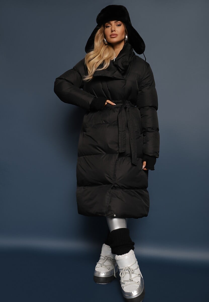 Czarna Kurtka Długa Pikowana z Wiązanym Paskiem Medguistl