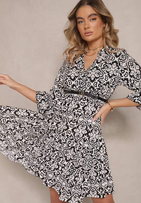 Czarna Rozkloszowna Sukienka z Bawełny w Ornamentalny Wzór z Falbaną Lanariella