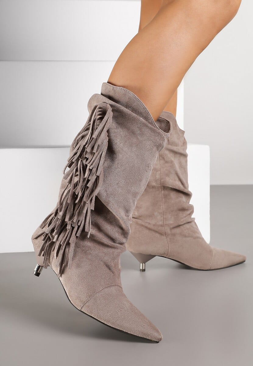 Beżowe Botki na Kaczuszce Ozdobione Frędzlami i Marszczoną Cholewką Latolea