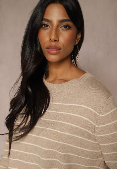 Beżowa Dzianinowa Sukienka z Wiskozą Zdobiona Wzorem w Paski i Ściągaczami Delwenna