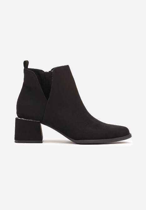 Czarne Botki na Słupku z Wycięciem i Metaliczną Ozdobą Lorethra