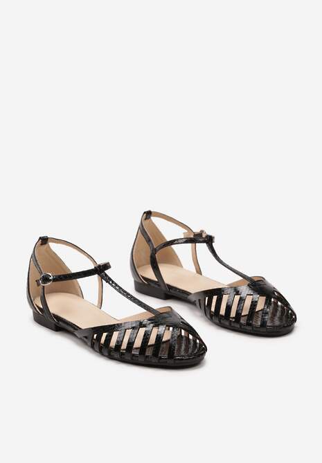 Czarne Sandały Vices na Płaskiej Podeszwie Ozdobione Paseczkami z Zapięciem na Kostce Phaedrana