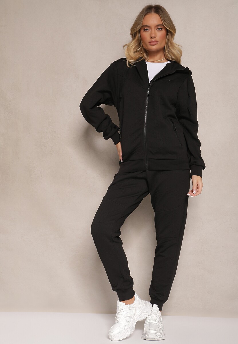 Czarny Komplet Dresowy Zdobiony Tłoczeniem Bluza z Kapturem i Joggery Tuseira