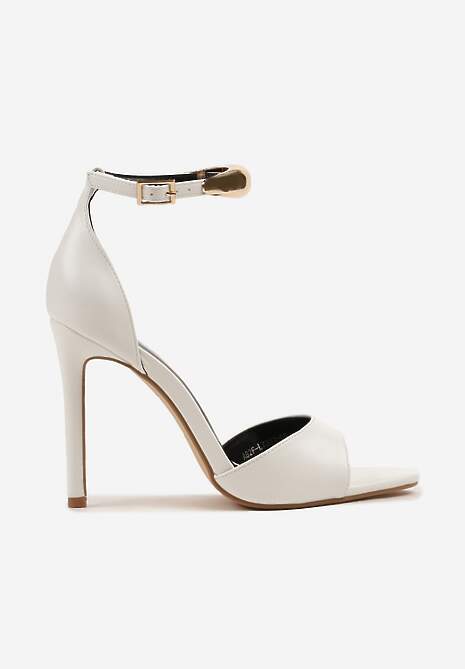 Białe Sandały na Szpilce z Eleganckim Zdobieniem przy Kostce Idarelle