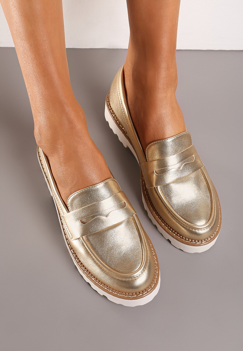 Złote Casualowe Mokasyny na Płaskiej Podeszwie z Ozdobnym Paskiem Apahida