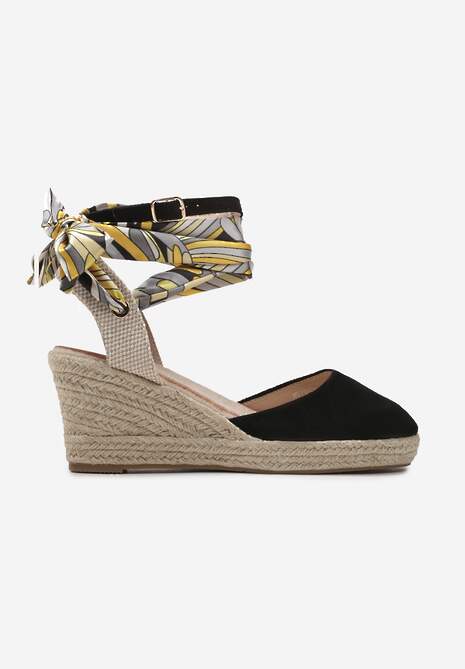 Czarne Wiązane Sandały Boho na Koturnie z Plecionką i Wstążką Wokół Kostki Oappho