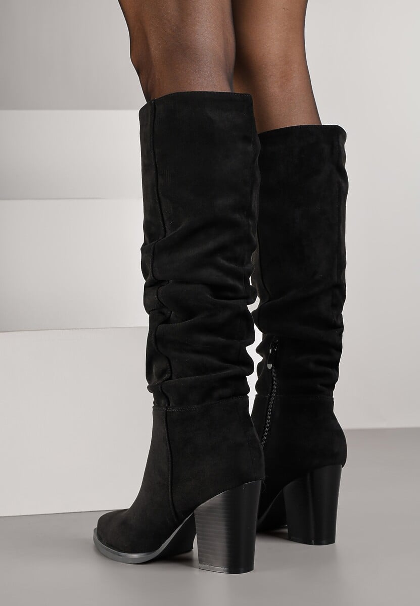 Czarne Ekozamszowe Kozaki na Słupkowym Obcasie z Ozdobnie Marszczoną Cholewką Reaelora