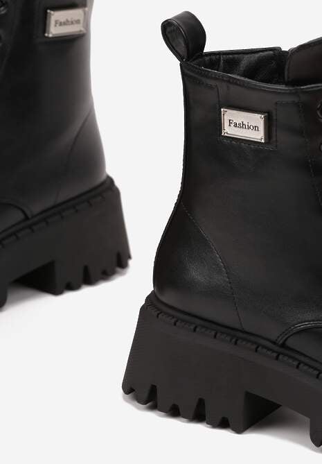 Czarne Botki Workery w Stylu Basic z Aplikacją przy Cholewce Azelda