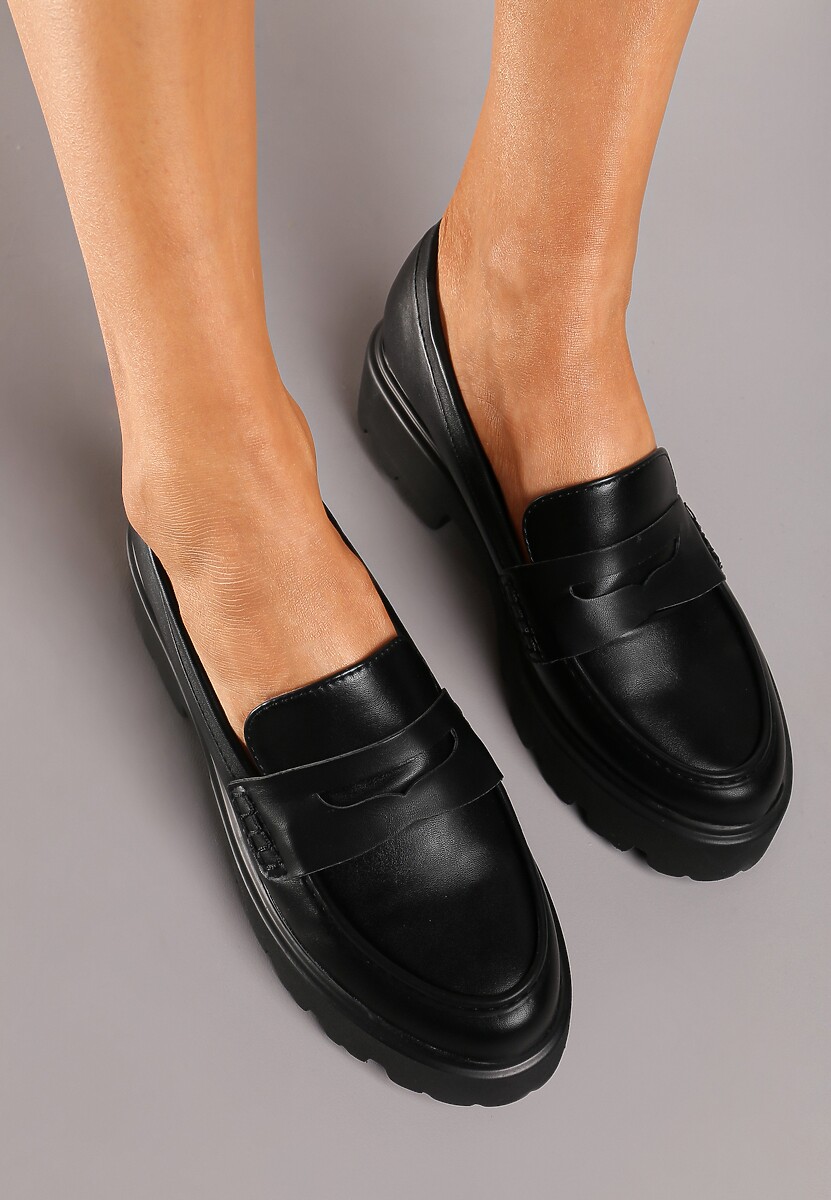 Czarne Mokasyny Dansitu