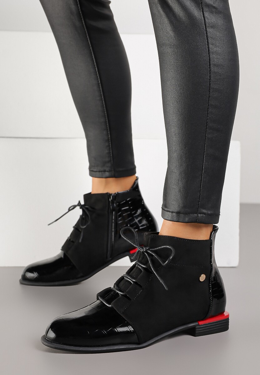 Czarne Botki Lakierowane Vices Ozdobione Tłoczeniem Uzvila