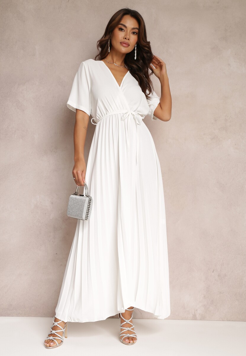 Biała Rozkloszowana Sukienka Plisowana z Wiązanym Paskiem Eilemona