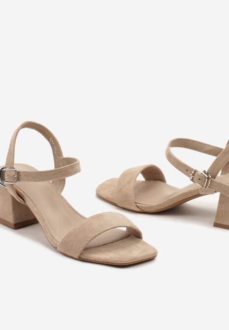 Ciemnobeżowe Sandały z Wyściółką z Ekoskóry na Słupku z Zapięciem na Sprzączkę Maloella
