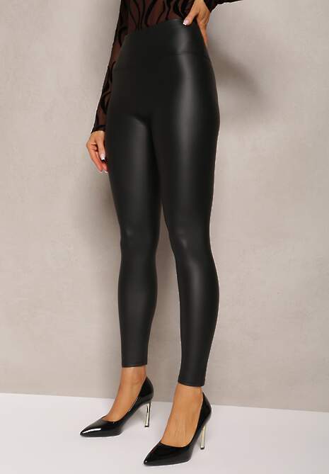 Czarne Legginsy z Imitacji Skóry z Regularną Talią i Szerokim Pasem w Biodrach Idrissa