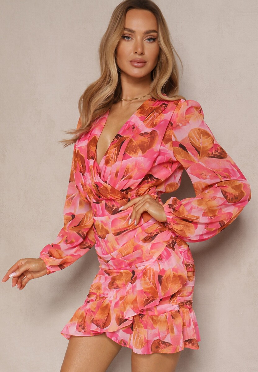 Różowa Koktajlowa Sukienka Taliowana z Marszczeniem i Falbanką na Dole Fanirna