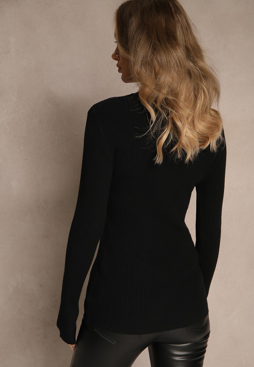 Czarny Golf z Tłoczonym Wzorem Ralinnea