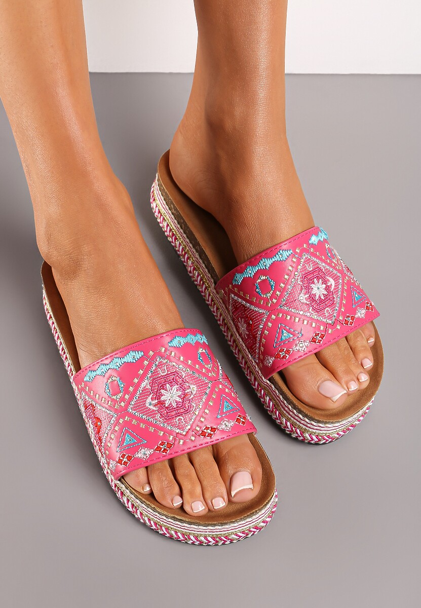 Fuksjowe Klapki Boho na Niskiej Platformie Ozdobione Plecionką i Cyrkoniami Giratsa