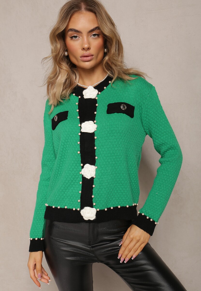Zielony Kardigan z Wiskozy o Klasycznym Fasonie z Perłami i Kwiatami Kallu