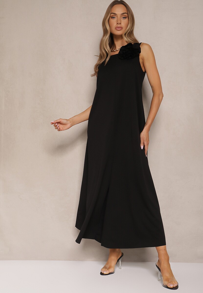 Czarny Kombinezon z Wiskozą Ozdobiona Kwiatem Broszką 3D Solio