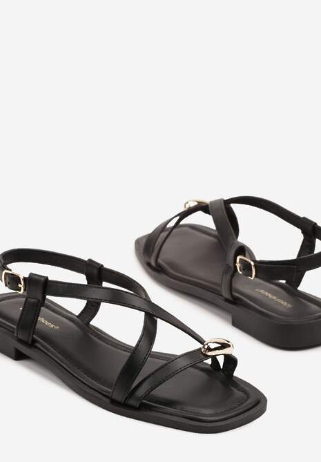 Czarne Płaskie Sandały z Cienkich Paseczków z Metaliczną Ozdobą Sorimea