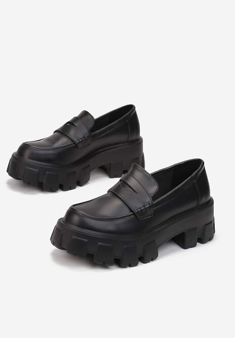 Czarne Mokasyny Artice