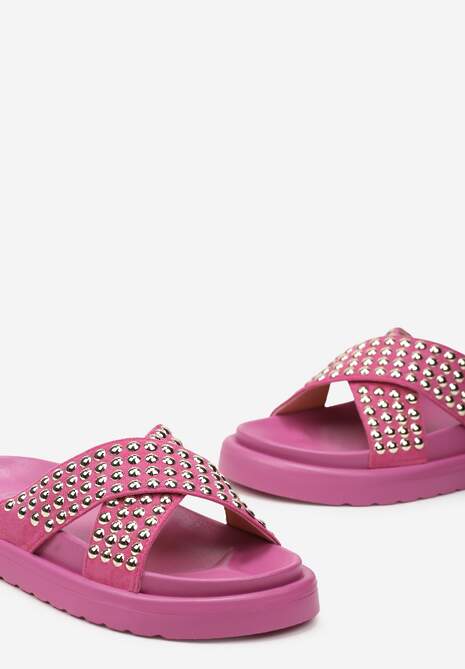 Fuksjowe Klapki z Nitami na Skrzyżowanych Paskach Vrinella