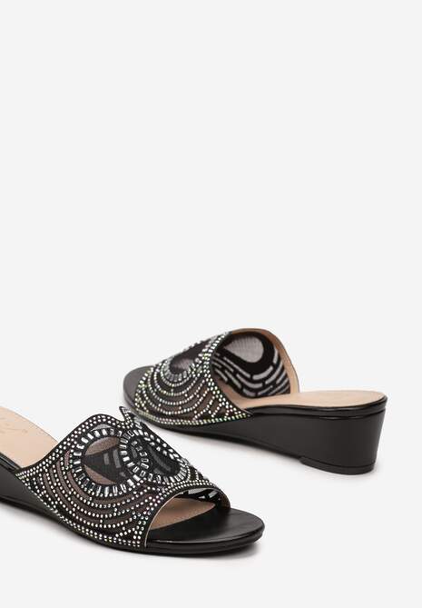 Czarne Klapki na Koturnie z Ozdobnymi Cyrkoniami Eladira