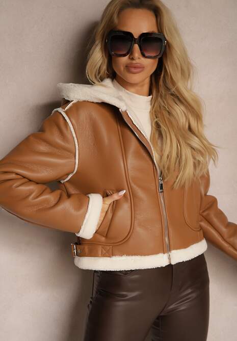 Brązowa Kurtka Biker o Krótkim Kroju z Kapturem i Futerkowymi Wstawkami Dailora