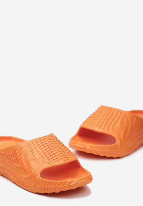 Pomarańczowe Klapki z lekkiej Pianki Ozdobione Wypukłym Tłoczeniem Konsia