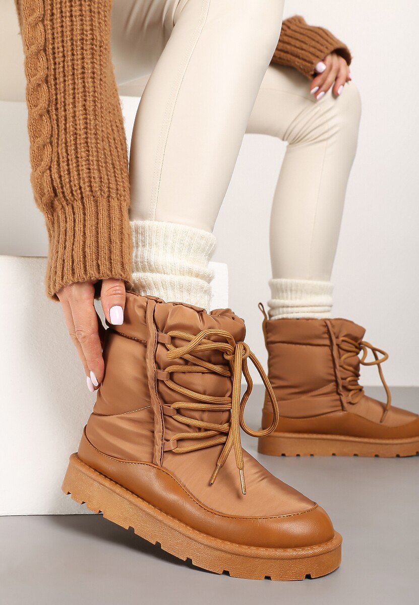 Czarne Śniegowce Ozdobione Sznurówkami Vortitha