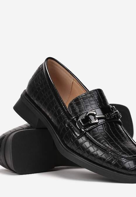 Czarne Mokasyny z Tłoczeniem Skóry Krokodyla z Metalową Ozdobą i Skórzaną Wkładką Kareph