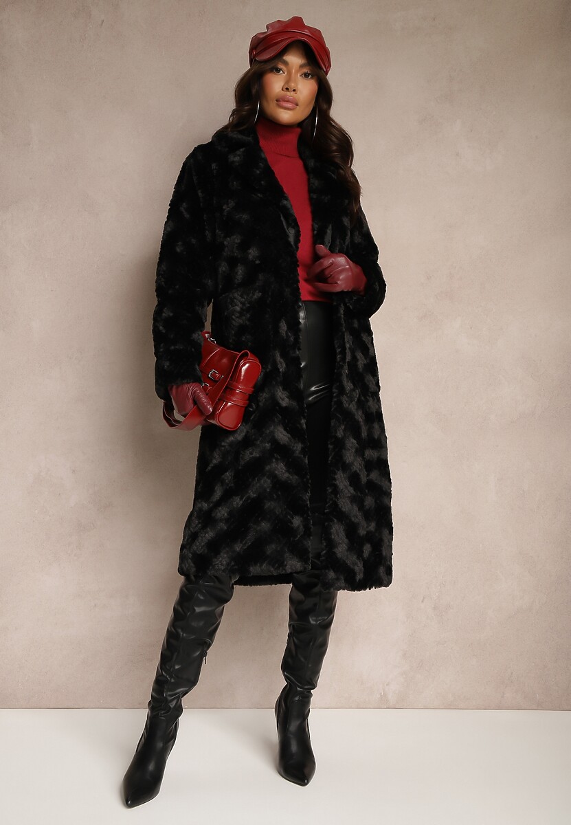 Czarny Futrzany Płaszcz Ozdobiony Pikowaniem i Wsuwanymi Kieszeniami Vertissa