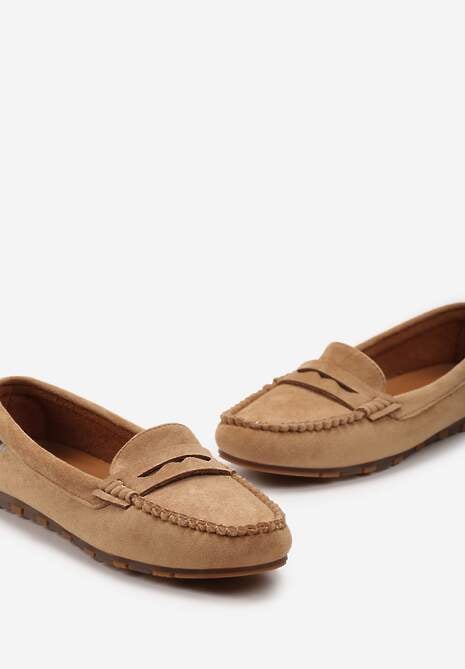 Brązowe Płaskie Mokasyny o Klasycznym Fasonie z Przeszyciem Wenniva