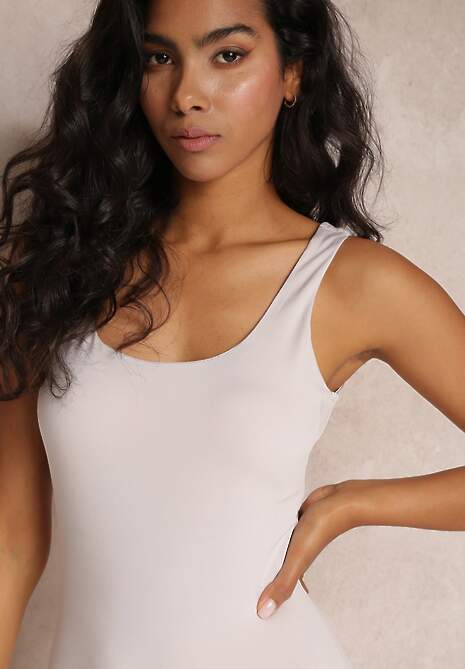 Jasnobeżowy Krótki Kombinezon Dzianinowy na Ramiączkach Deramine