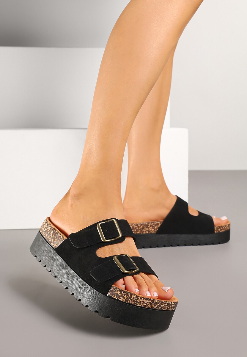 Czarne Klapki na Platformie z Korka Ozdobione Klamrami Ravilisse