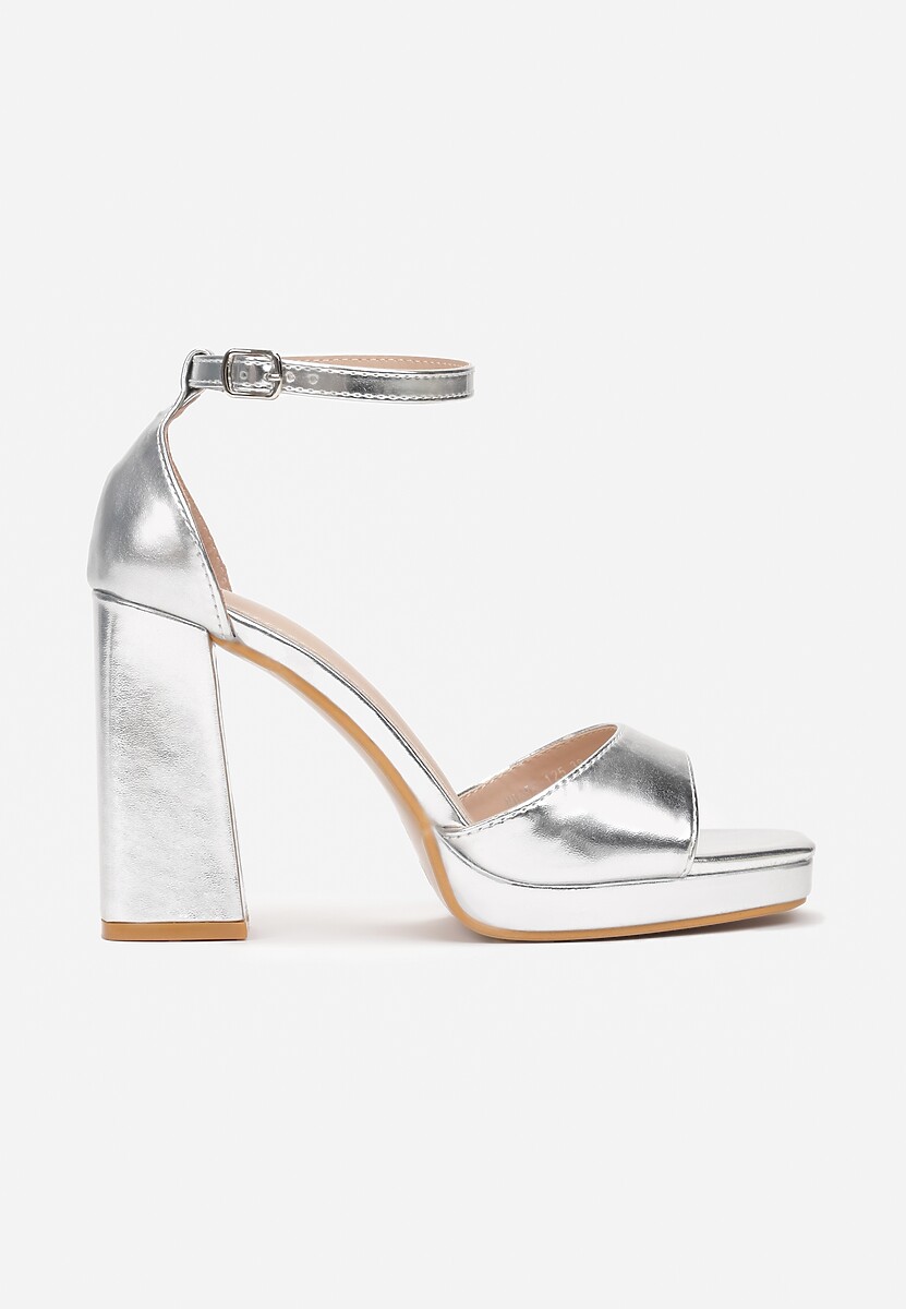 Srebrne Sandały z Otwartym Kwadratowym Noskiem na Słupku i Platformie Kaliania