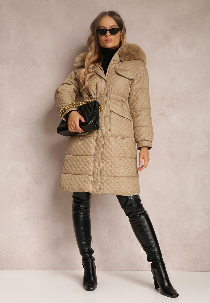 Beżowa Kurtka Pikowana z Kapturem z Futerkiem Vilei